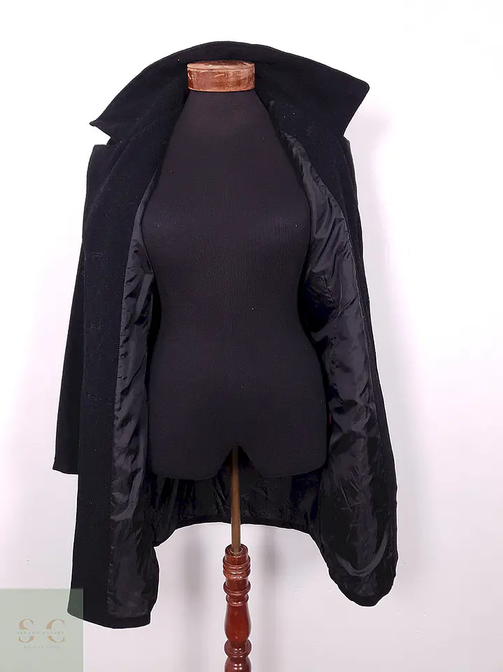Abrigo clásico Negro Jennyfer Lana – TALLA ML 8
