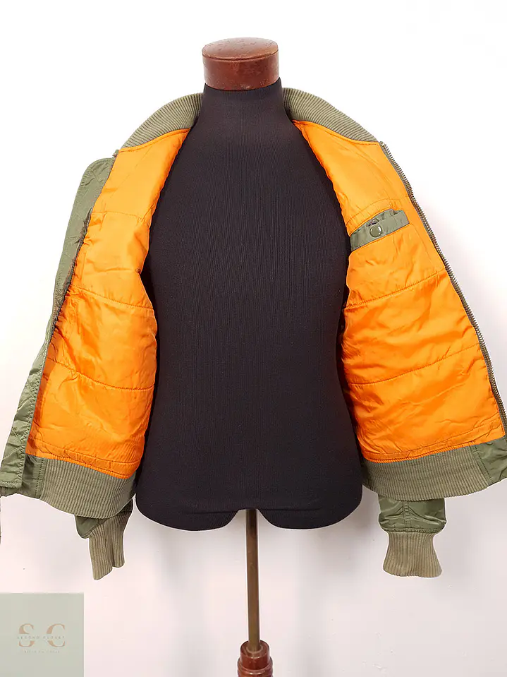 Bomber Alpha Industries Verde Militar - Talla M 4