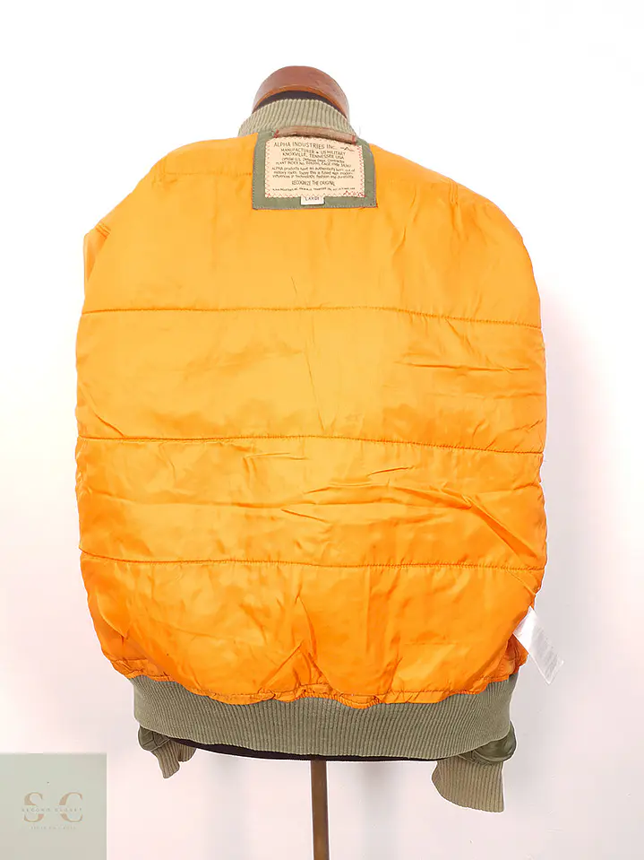 Bomber Alpha Industries Verde Militar - Talla M 12