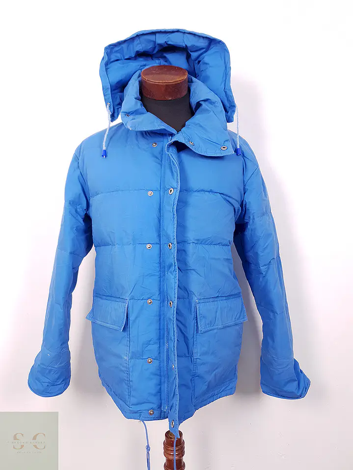 Chaqueta Crown Sport Plumas Celeste con Capucha - Talla M 1