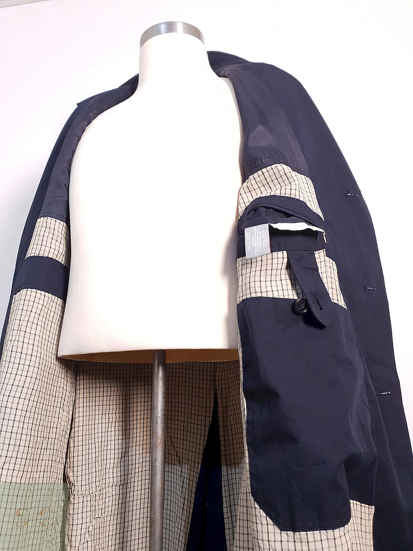 Trench Commander Cruzado Azul Marino - Talla ML 27