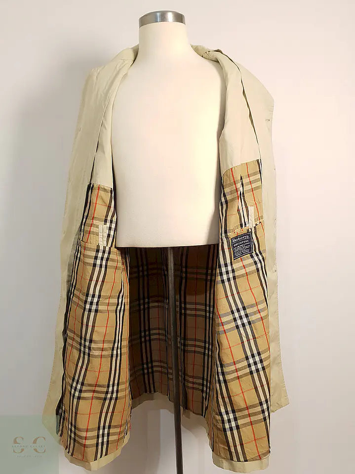 Trench Burberry Clásico Nova Check - Talla XL 7