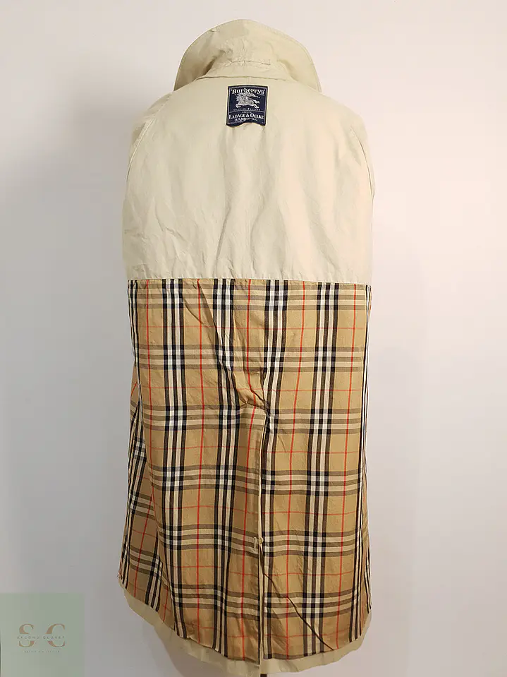Trench Burberry Clásico Nova Check - Talla XL 8