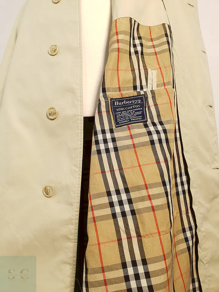 Trench Burberry Clásico Nova Check - Talla XL 11