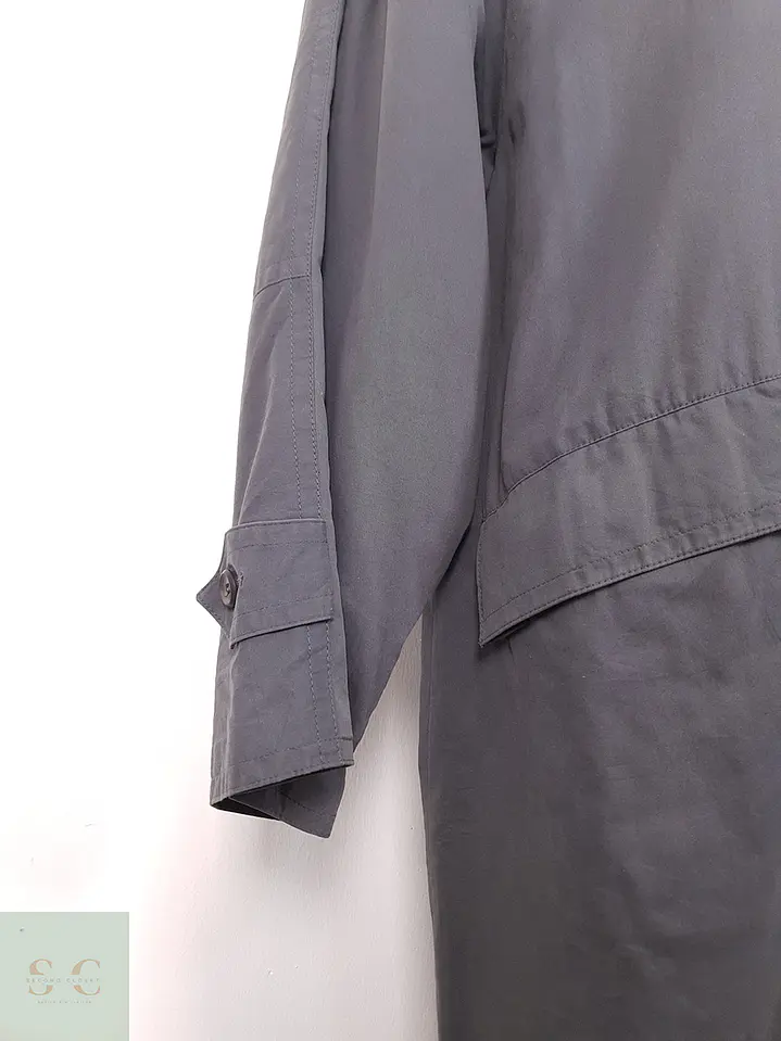 Gabardina Bugatti Plomo con Forro Térmico - Talla XXL 10