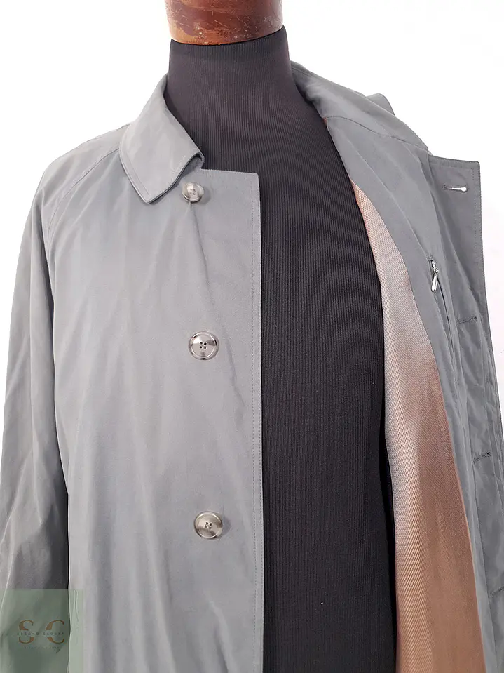 Gabardina Ligera Bugatti Plomo con Cinturón - Talla XXL 10