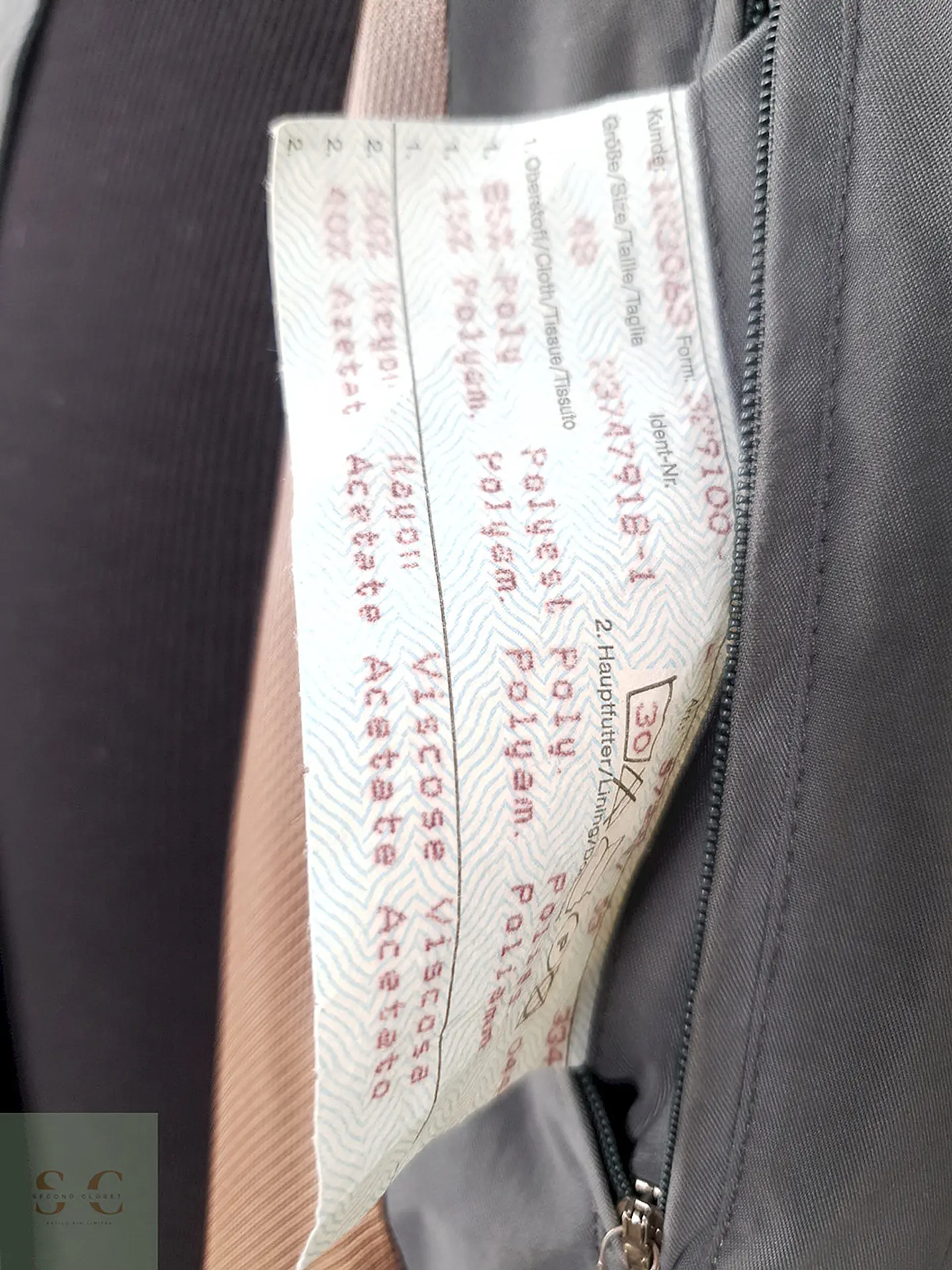 Gabardina Ligera Bugatti Plomo con Cinturón - Talla XXL 12