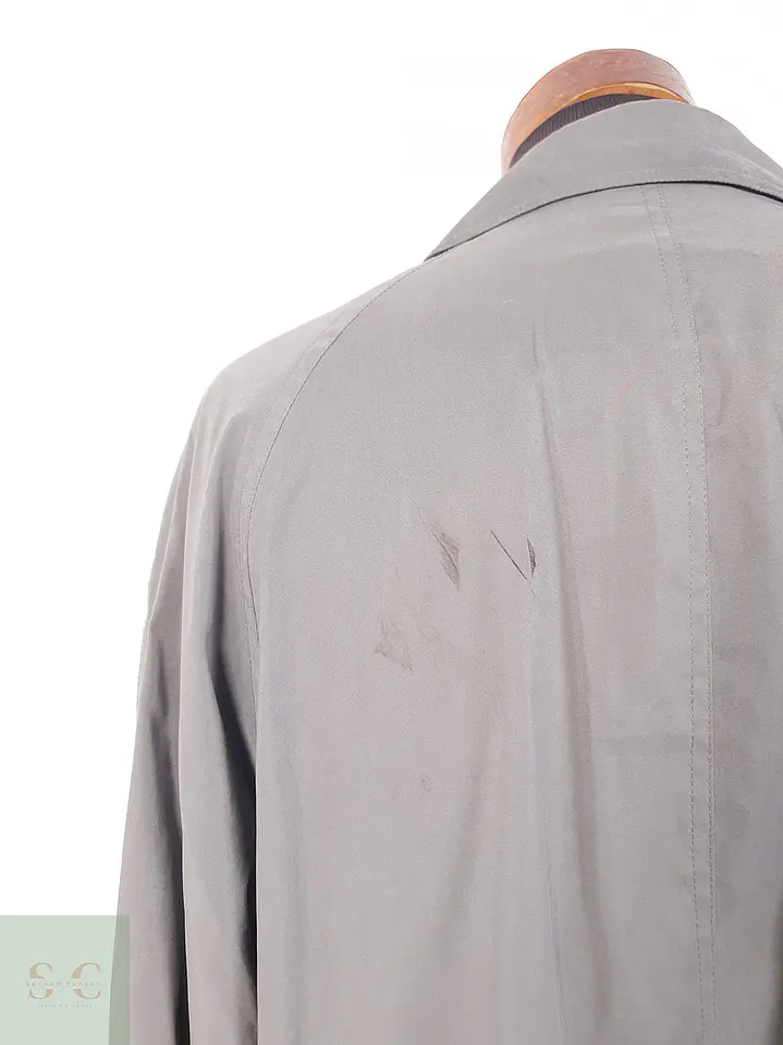 Gabardina Ligera Bugatti Plomo con Cinturón - Talla XXL 16