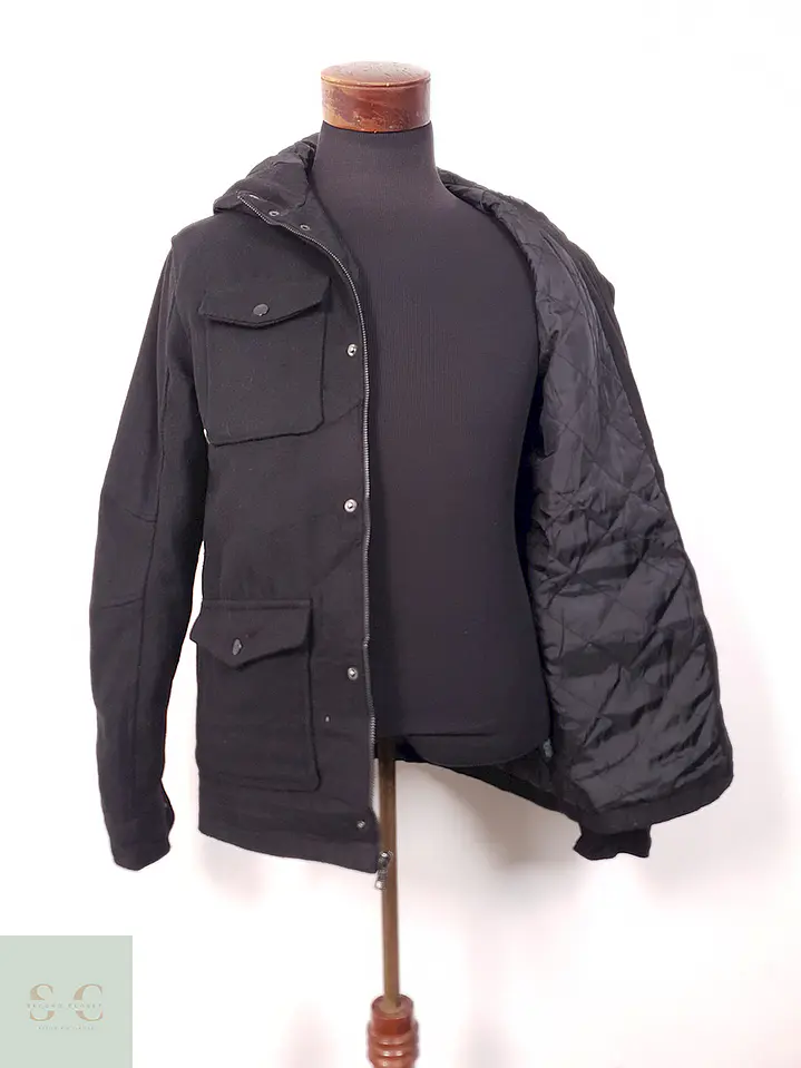 Chaqueta Negra Black Mezcla Lana - Talla M 8