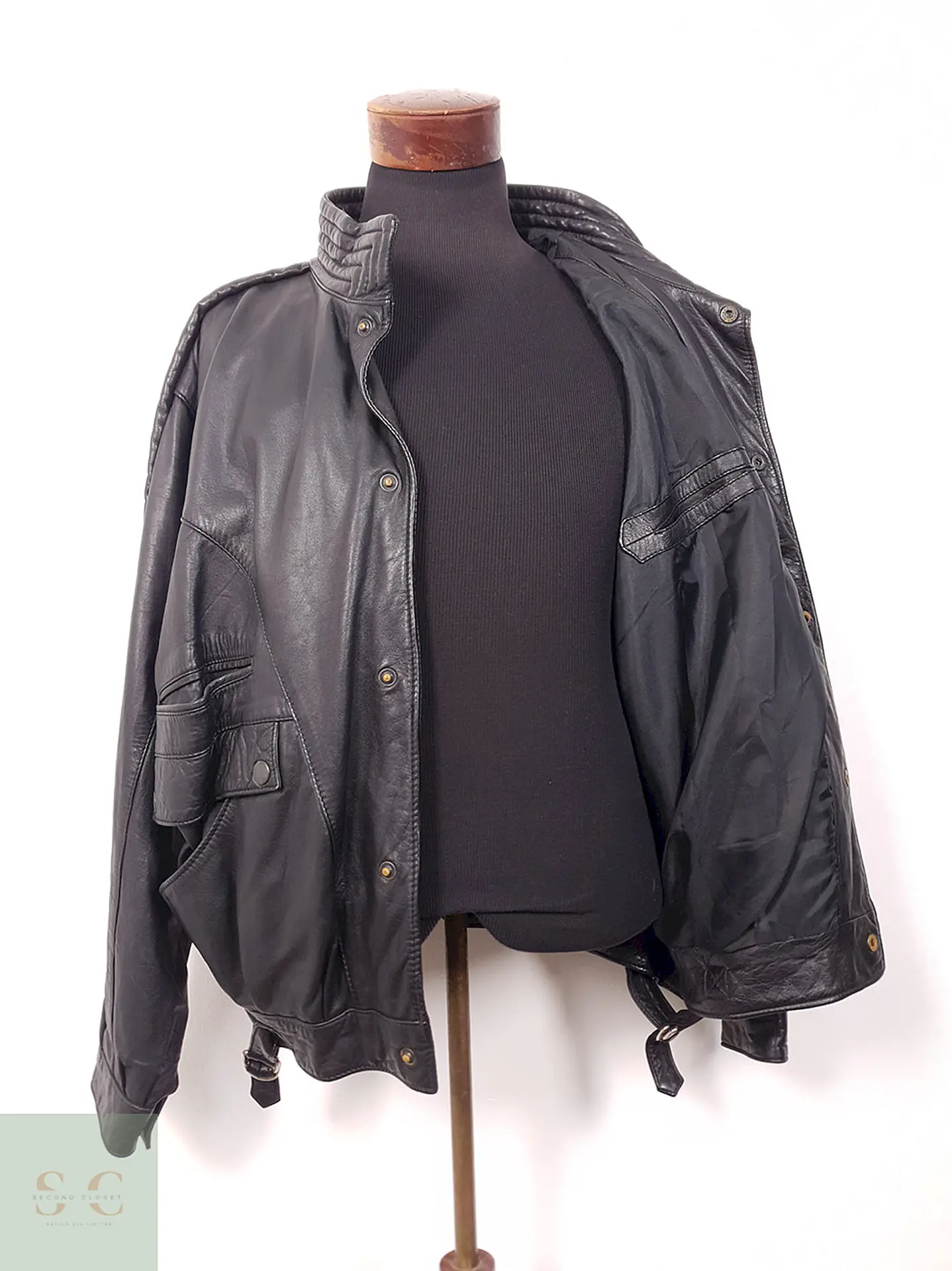 Chaqueta Cuero Benet Melsion Hecha en España - Talla XL 8