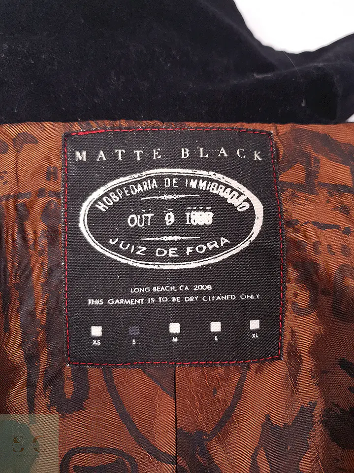 Abrigo Negro Matte Black 80% Lana - Talla SM 12