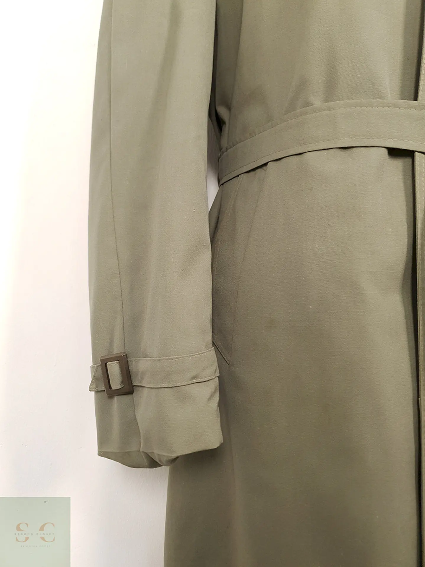 Gabardina Clásica Verde Salvia con Forro Acolchado Desmontable – TALLA LXL 4