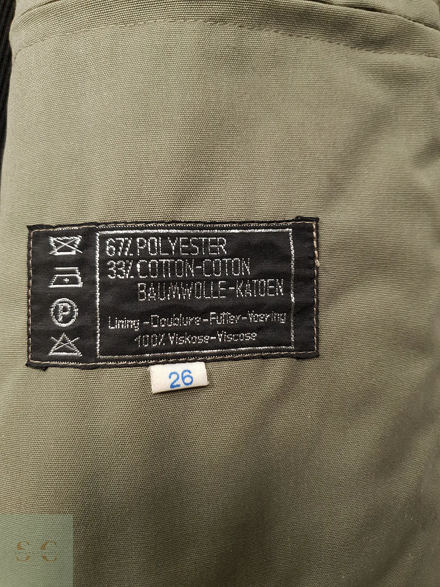 Gabardina Clásica Verde Salvia con Forro Acolchado Desmontable – TALLA LXL 9