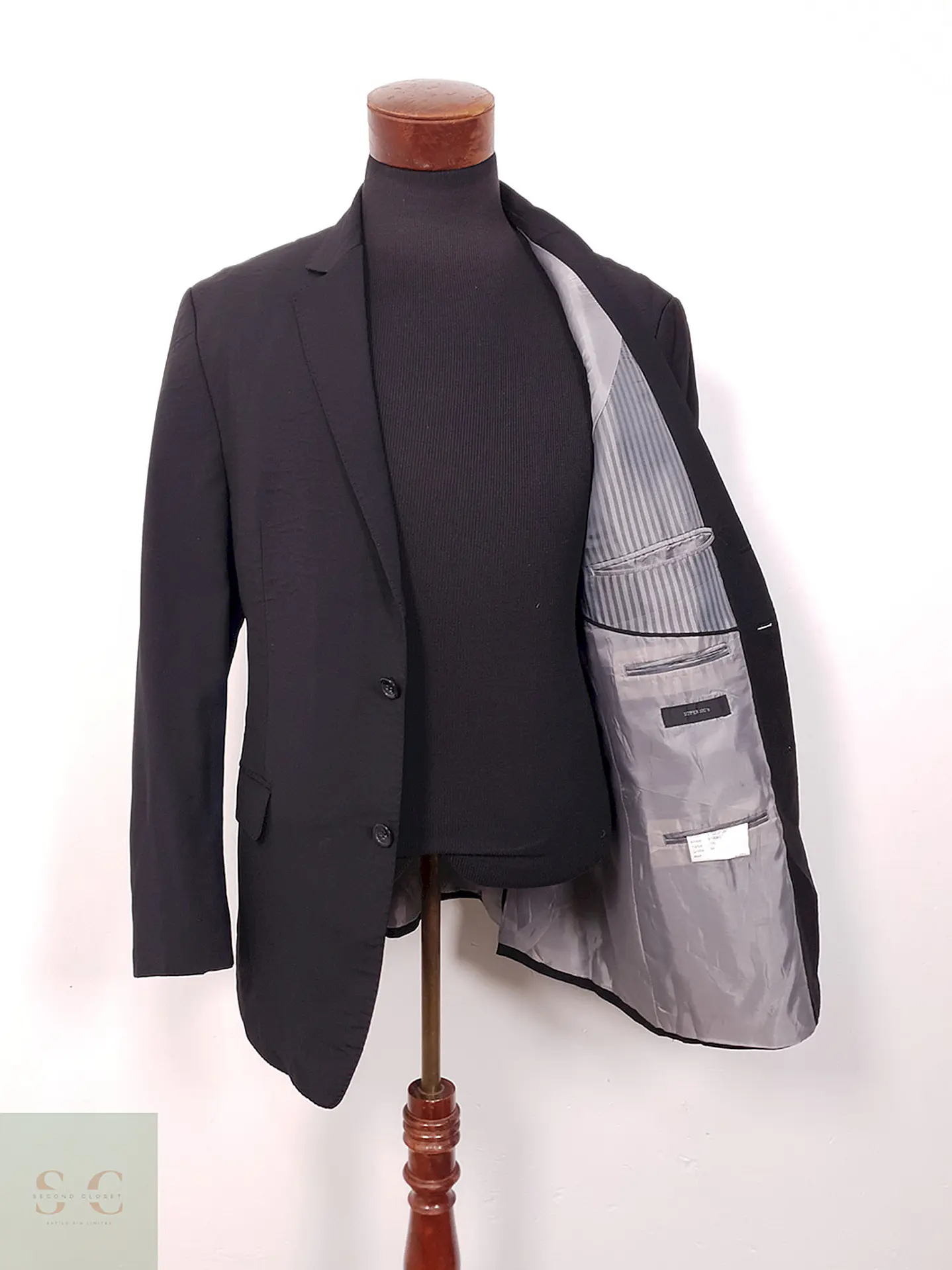 Blazer Giorgio Classic Fit 100% Lana Virgen Super 100 Negro - Talla L 10