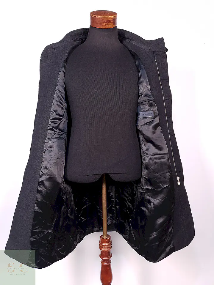 Abrigo Zara Man Plomo Talla ML 9