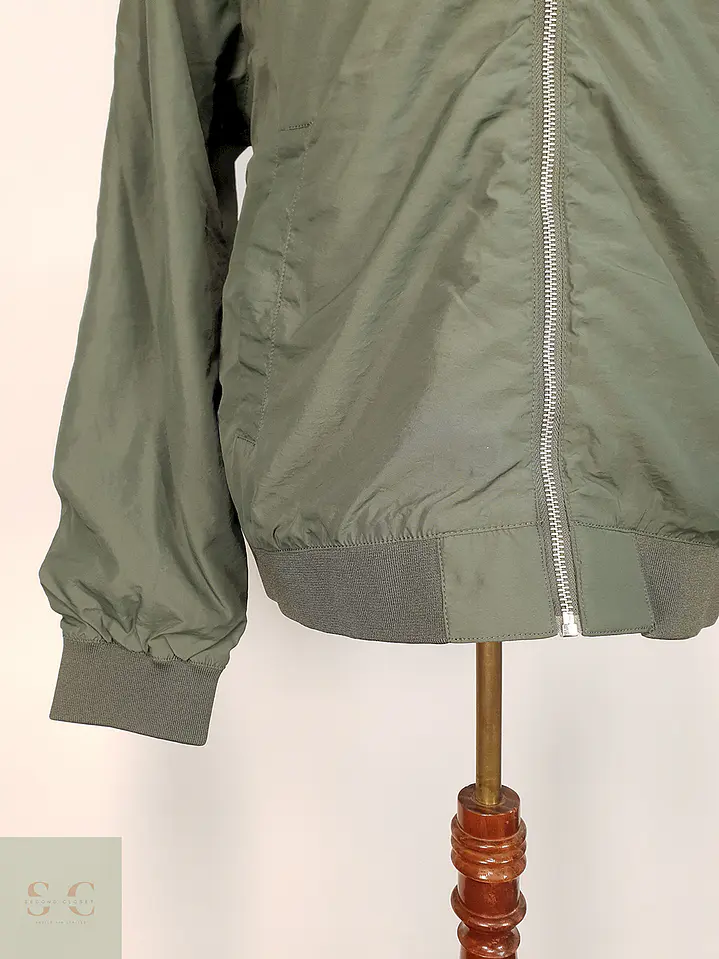 Chaqueta Ligera Verde H&M Talla XL 4