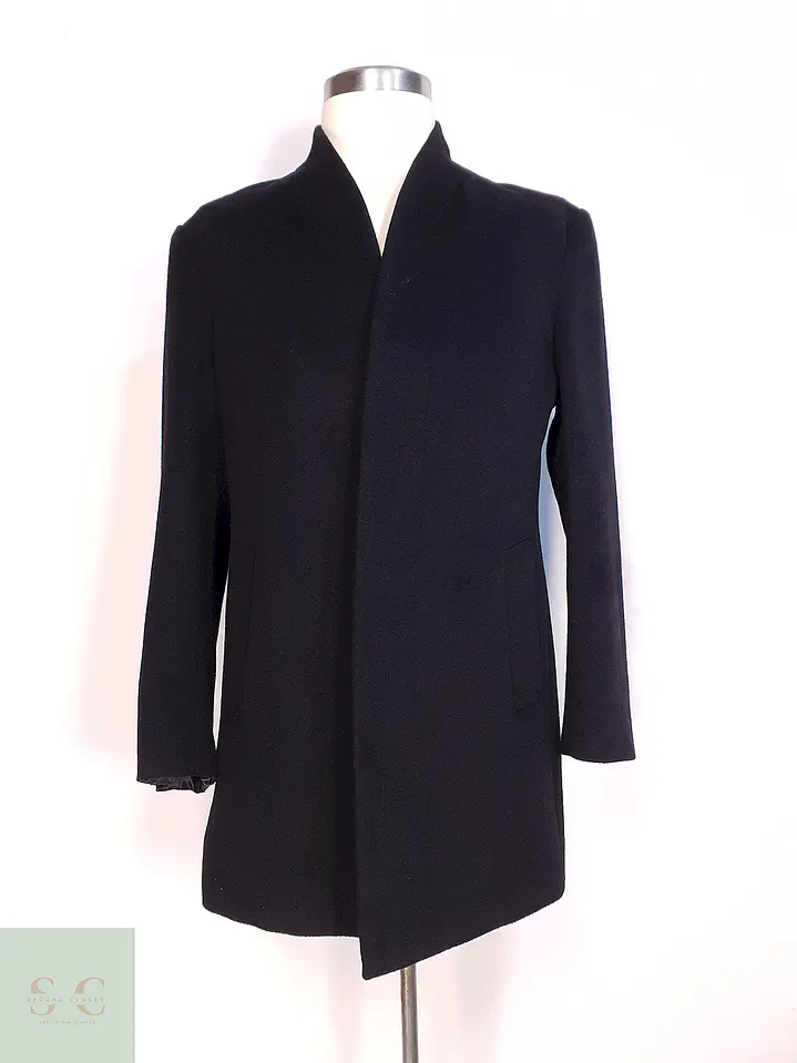 Abrigo Negro Aptro 100% Lana Talla M 1
