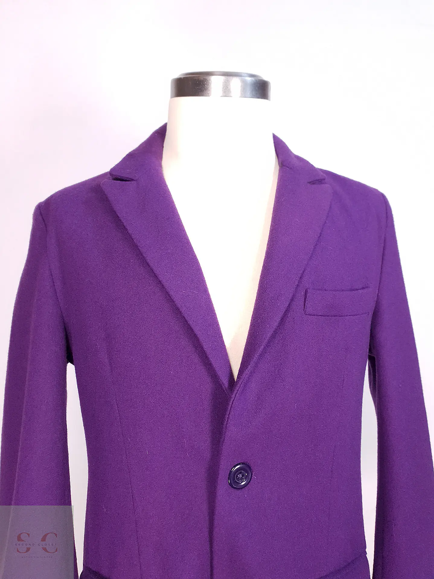 Abrigo clásico Morado paño Talla M 4
