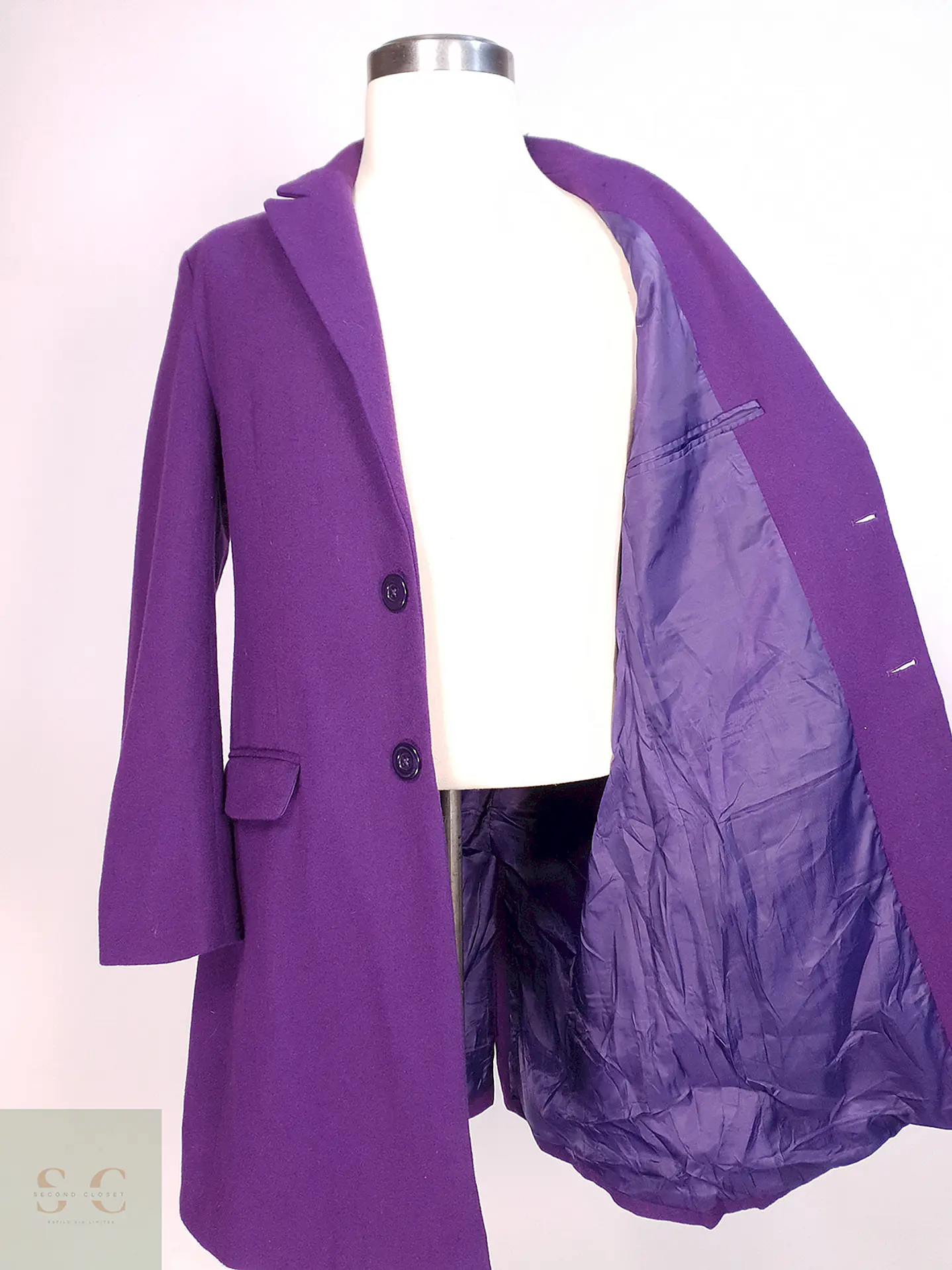 Abrigo clásico Morado paño Talla M 6