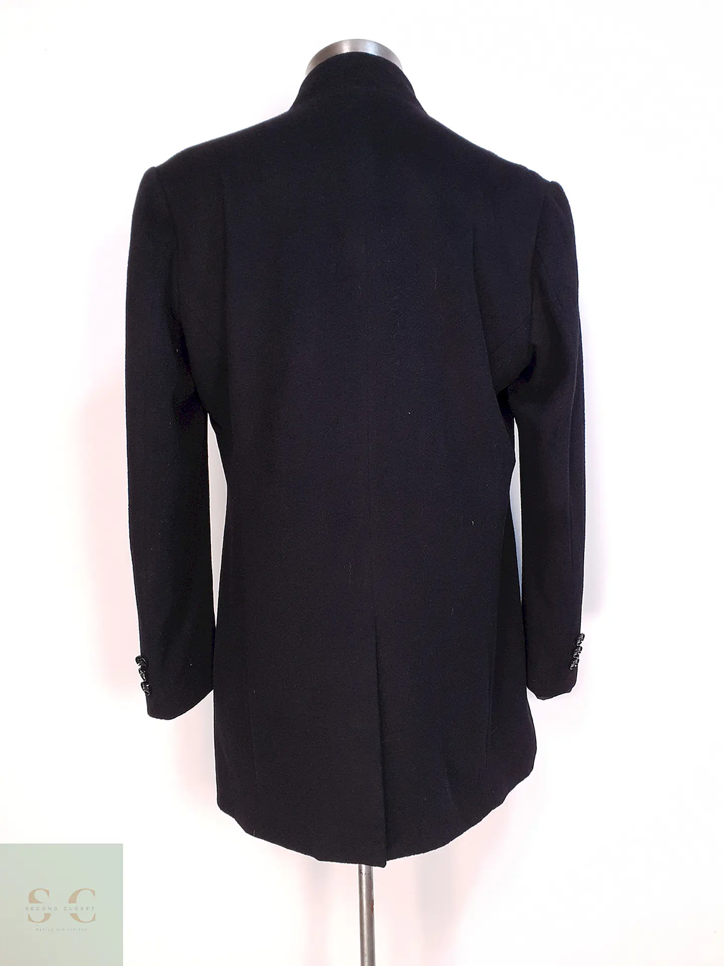 Abrigo Negro Aptro 100% Lana Talla M 13
