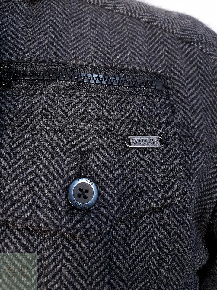 Chaqueta Guess Plomo Lana con Gorro Talla SM 8