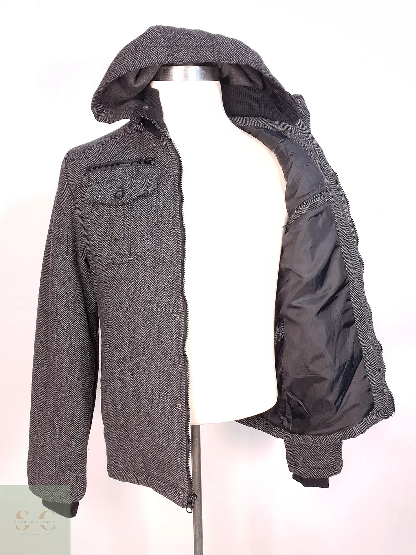 Chaqueta Guess Plomo Lana con Gorro Talla SM 7