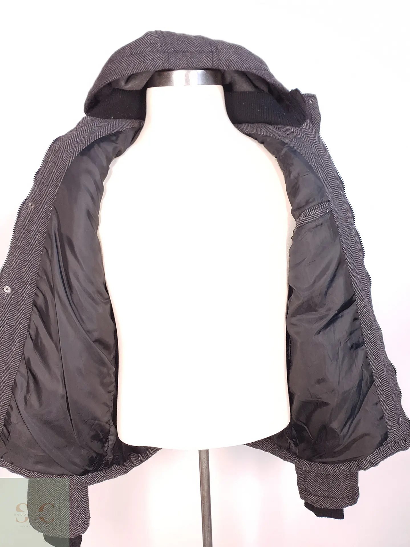 Chaqueta Guess Plomo Lana con Gorro Talla SM 9