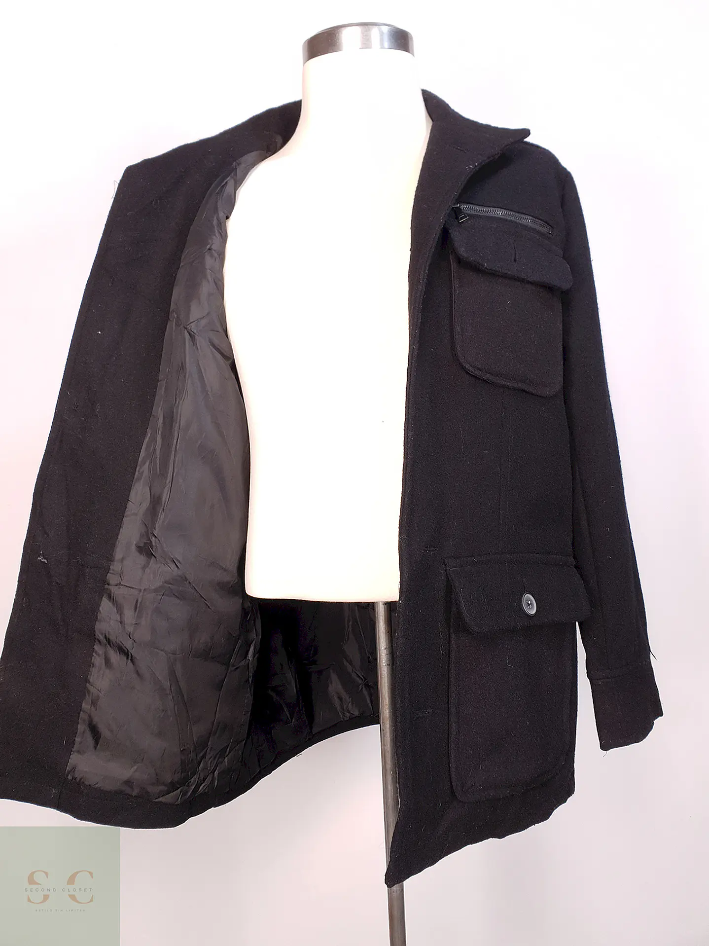 Chaqueta Negra Alfani Lana Talla SM 8