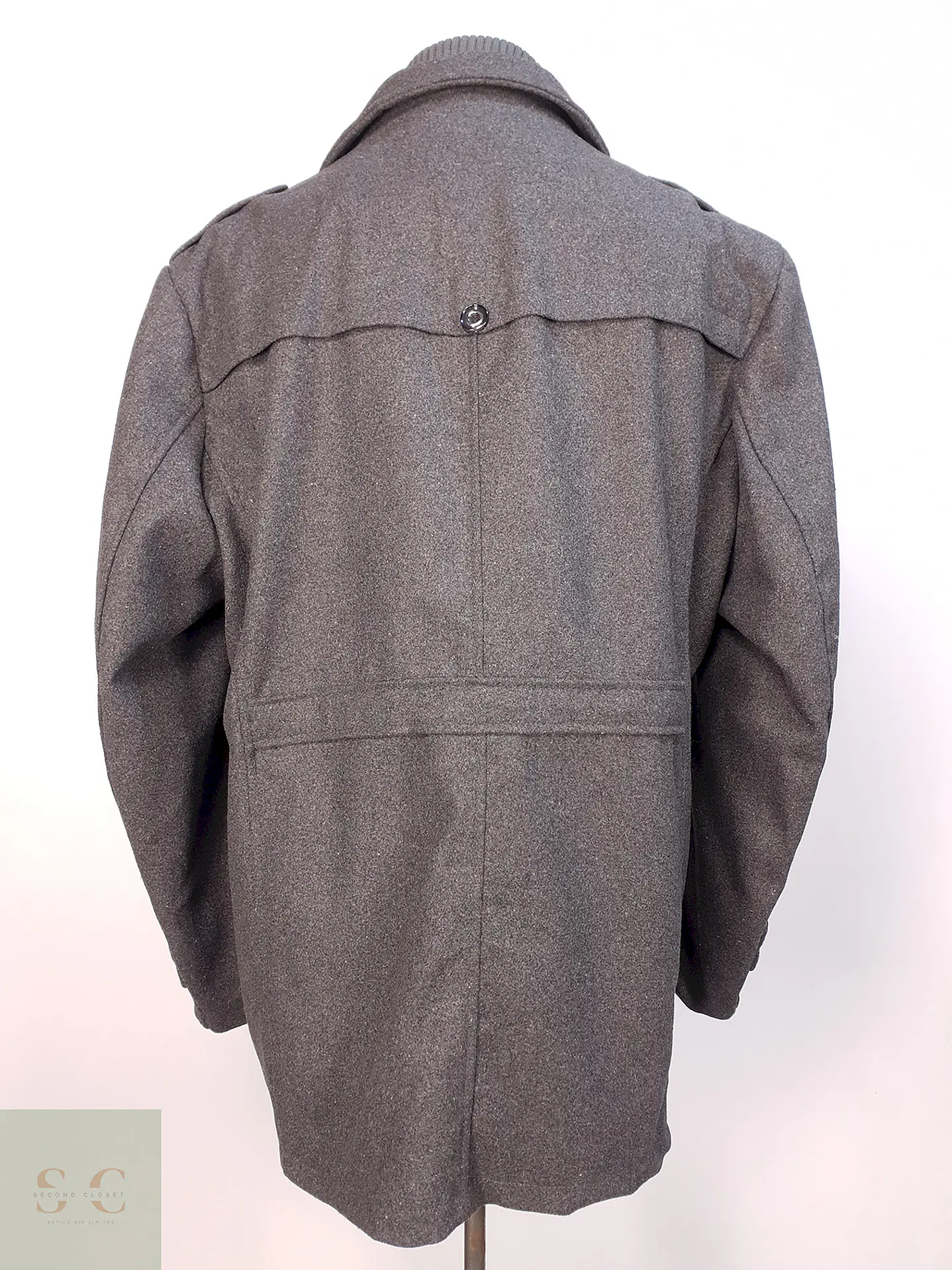 Abrigo Utilitario Plomo Lana Talla 2XL 10