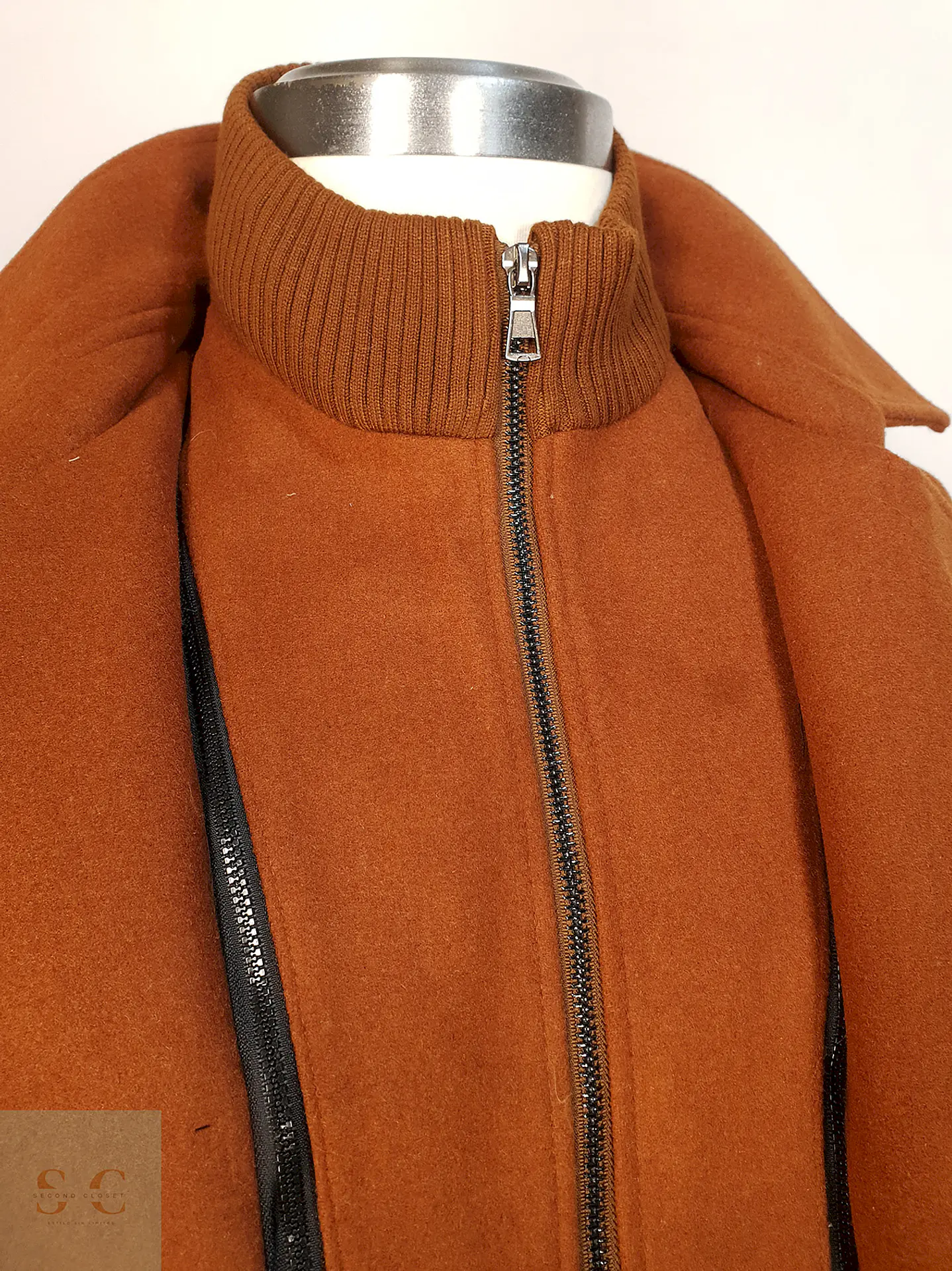 Abrigo Utilitario Camel Lana Talla 2XL 6