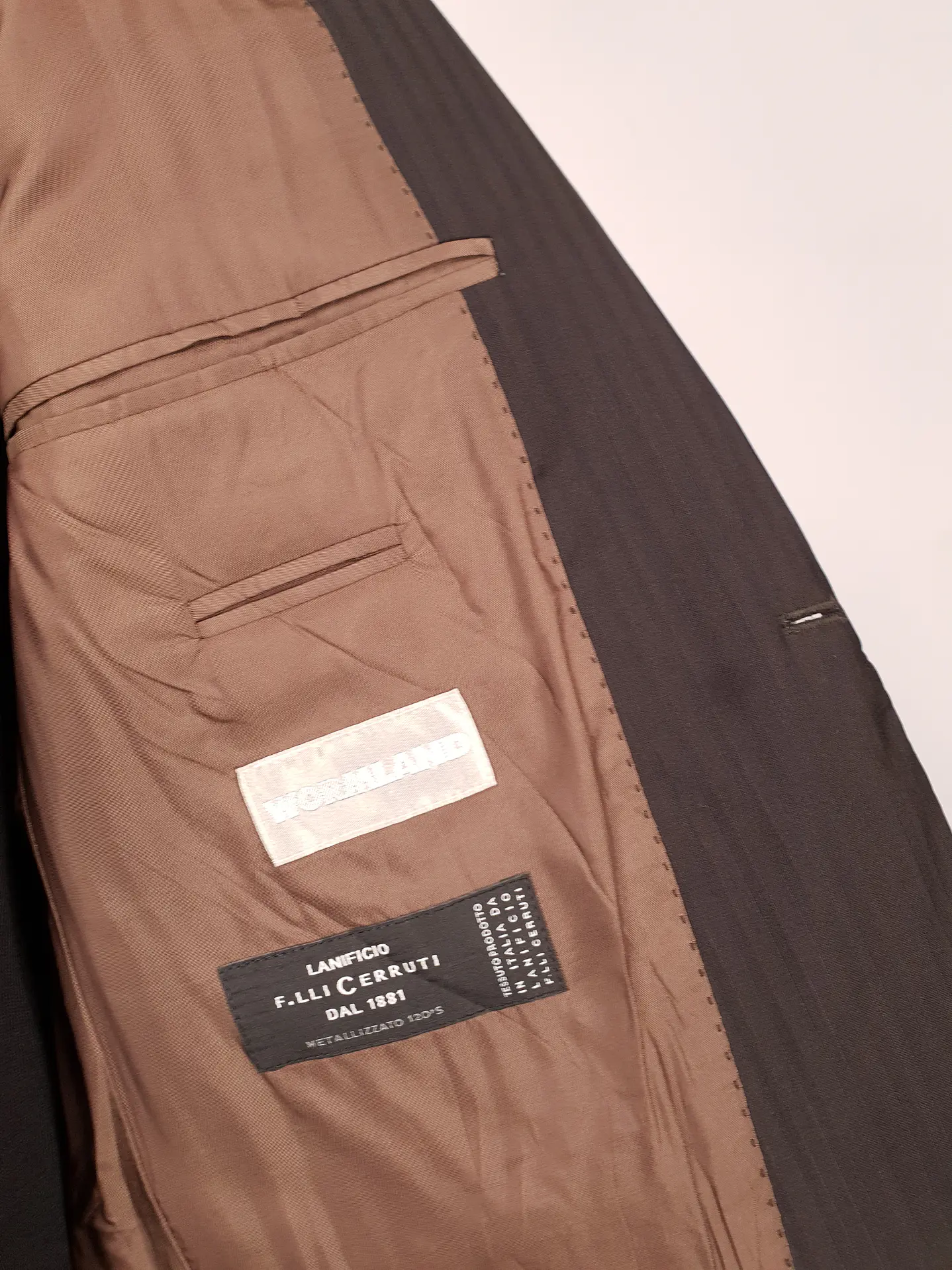 Blazer Hugo Boss Café Rayas – Lanificio F.lli Cerruti 120's – 100% Lana Virgen – Talla SM 2