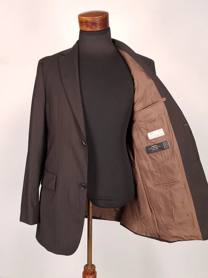 Blazer Hugo Boss Café Rayas – Lanificio F.lli Cerruti 120's – 100% Lana Virgen – Talla SM 8