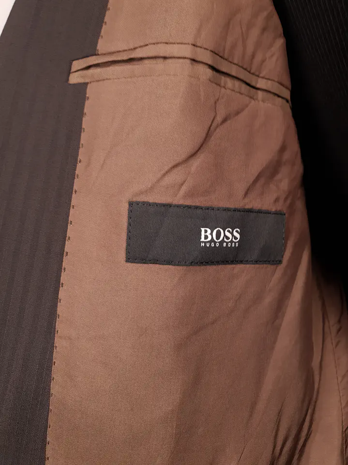 Blazer Hugo Boss Café Rayas – Lanificio F.lli Cerruti 120's – 100% Lana Virgen – Talla SM 10