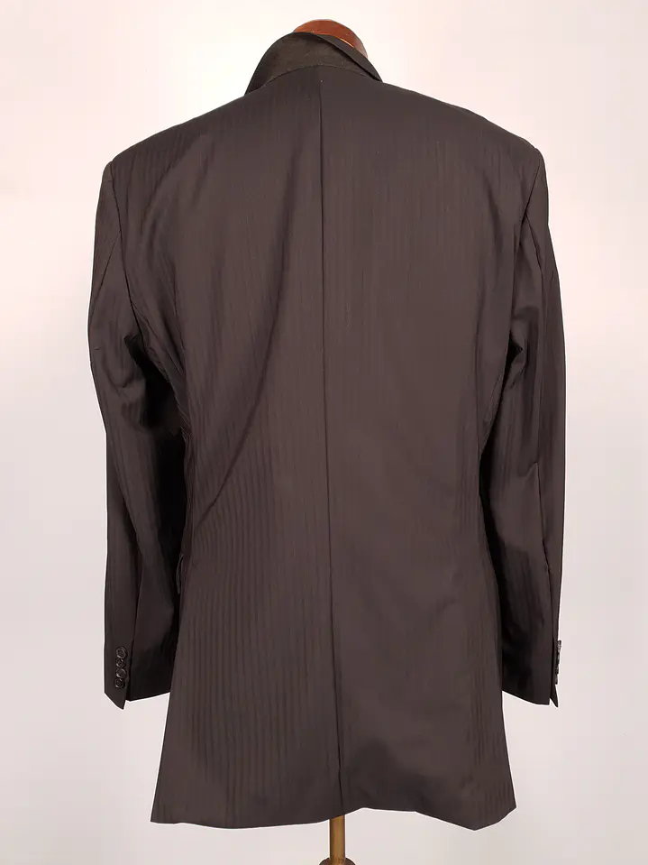 Blazer Hugo Boss Café Rayas – Lanificio F.lli Cerruti 120's – 100% Lana Virgen – Talla SM 9