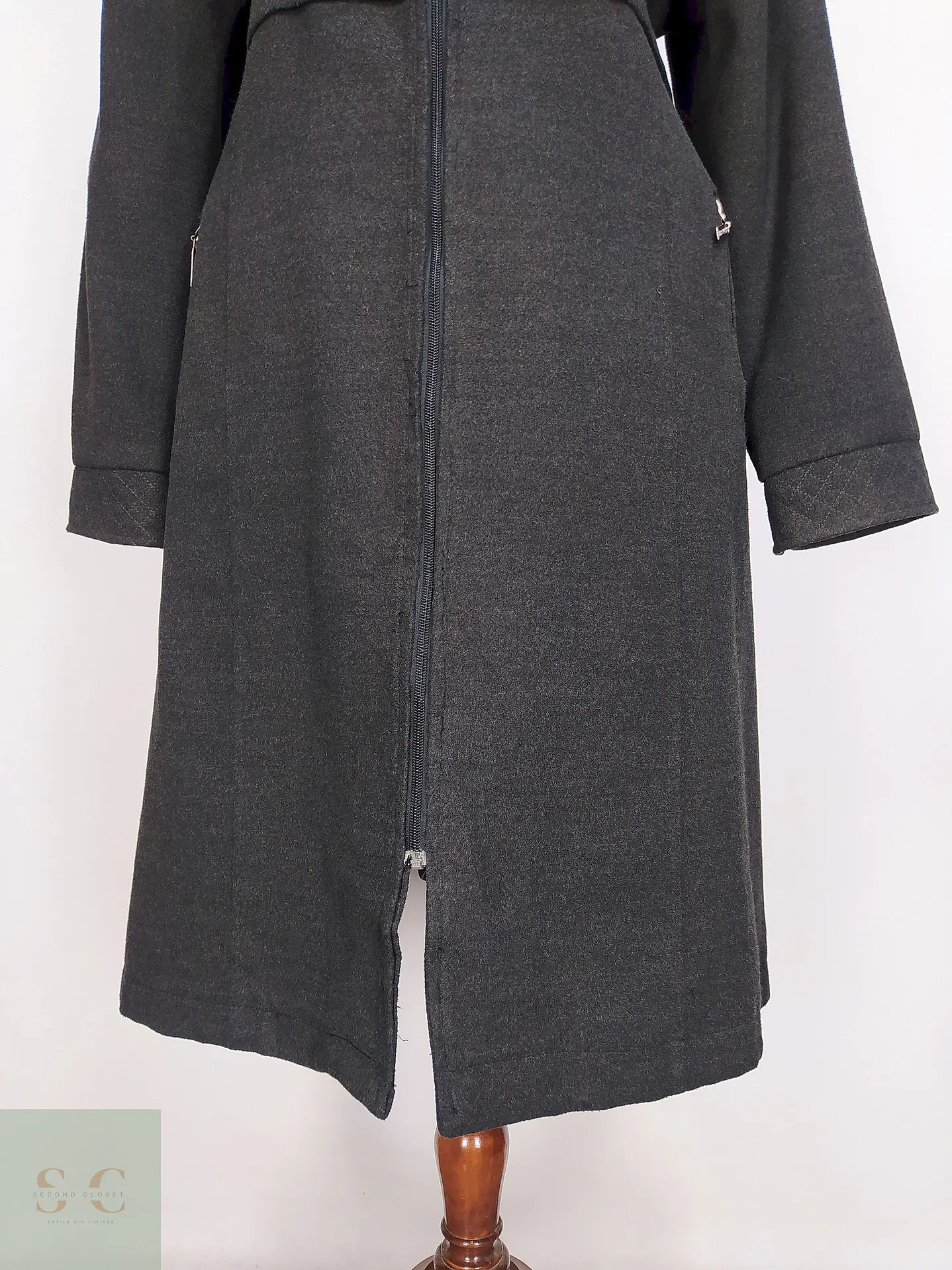 Abrigo Largo Plomo Defile Talla 44 XL 3
