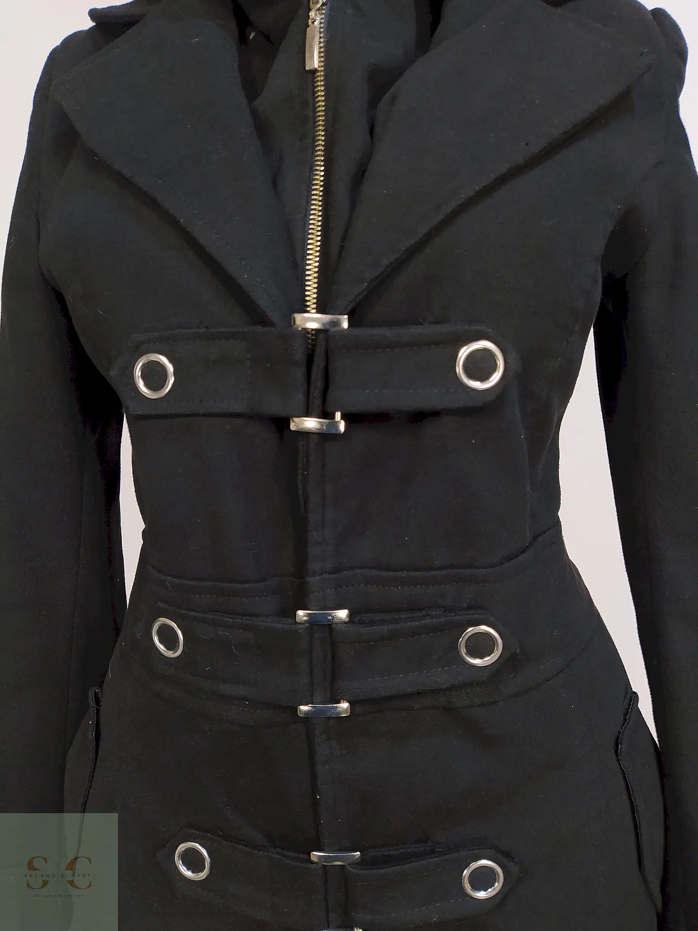 Abrigo Oyku Negro con Gorro Desmontable Talla 40 M 8