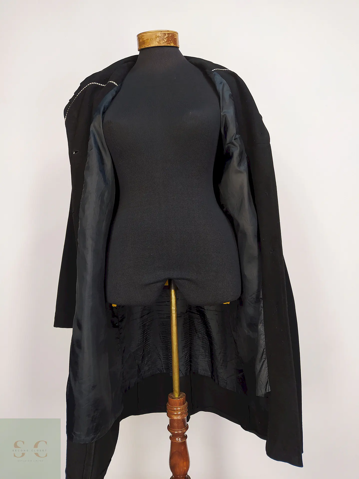 Abrigo Er Kar Negro Talla 44 XL 7