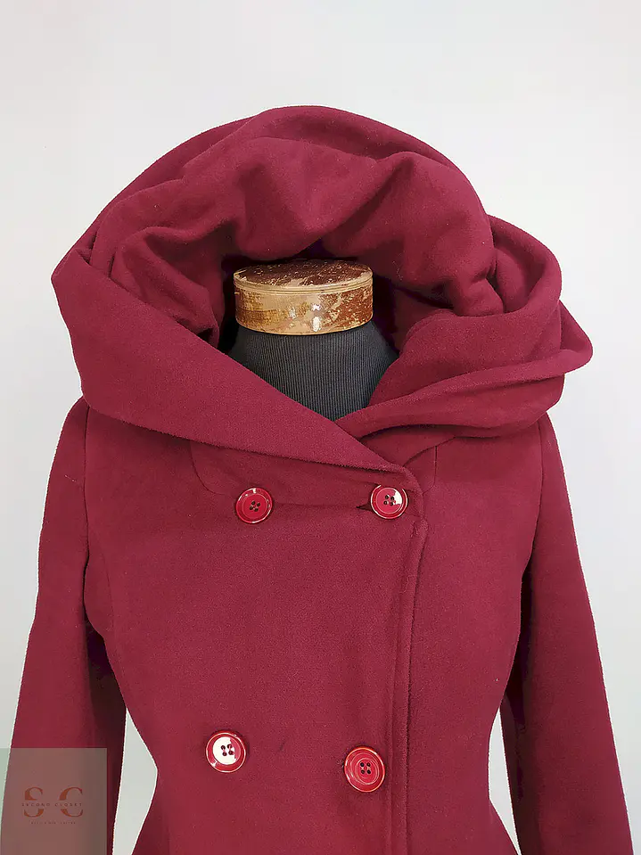 Abrigo Yazi Burdeos con Gorro Talla 40 M 5