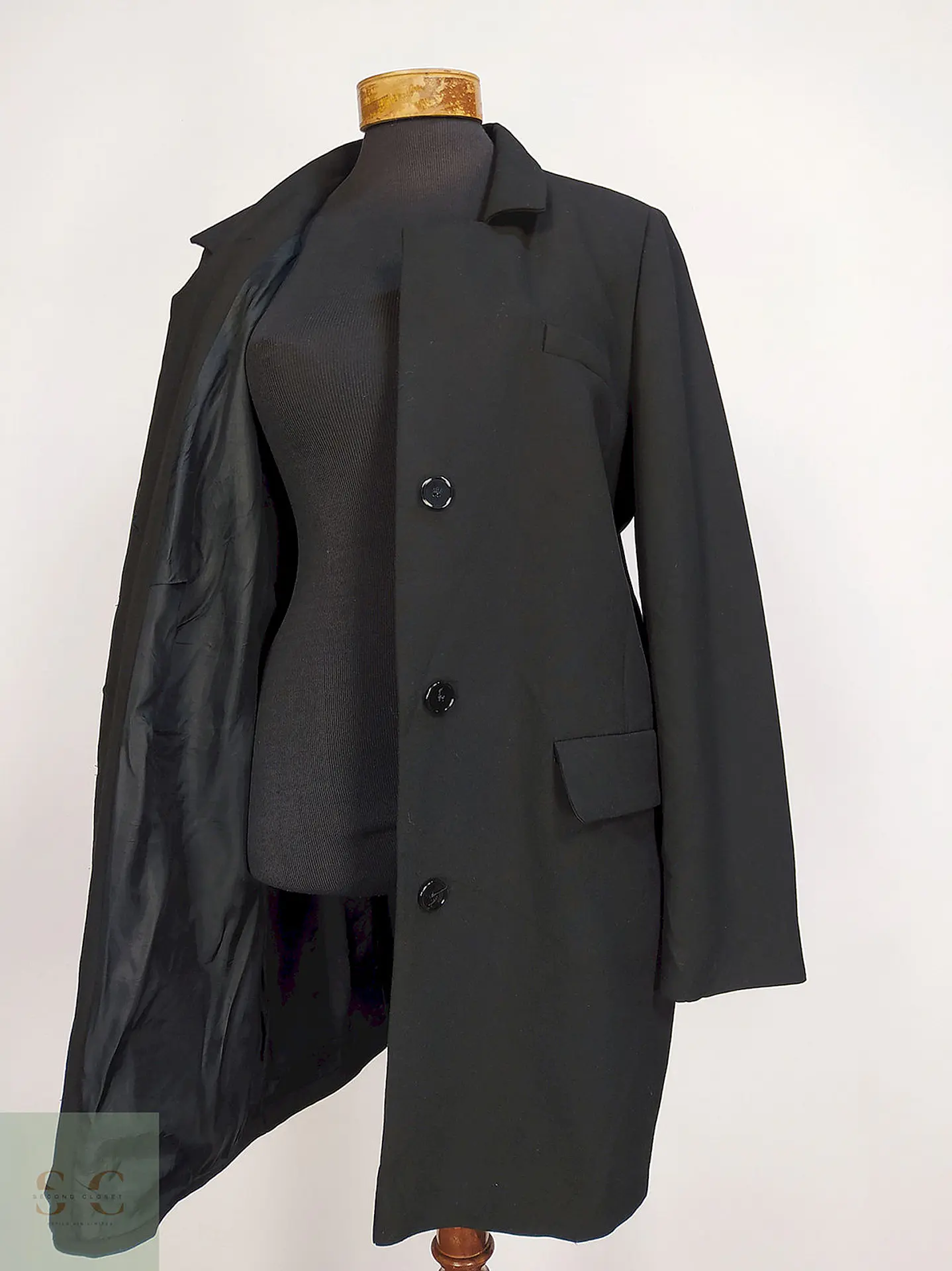 Abrigo Negro Fuchs Schmitt – Talla XL 4