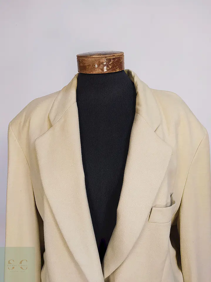 Blazer Miss Britt Beige Lana cordero y Angora Talla 2XL  2