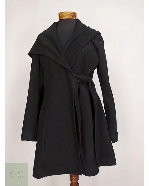 Abrigo Ekol Negro con Cinturón y Gorro Talla LXL