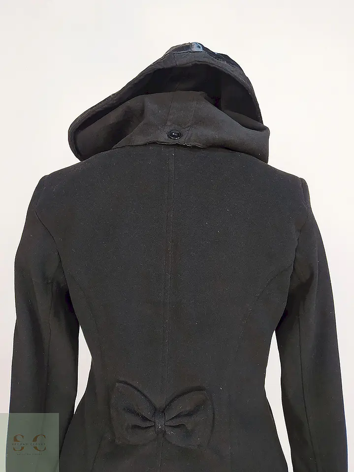 Chaquetón Malvin Negro con Gorro Talla XS 6