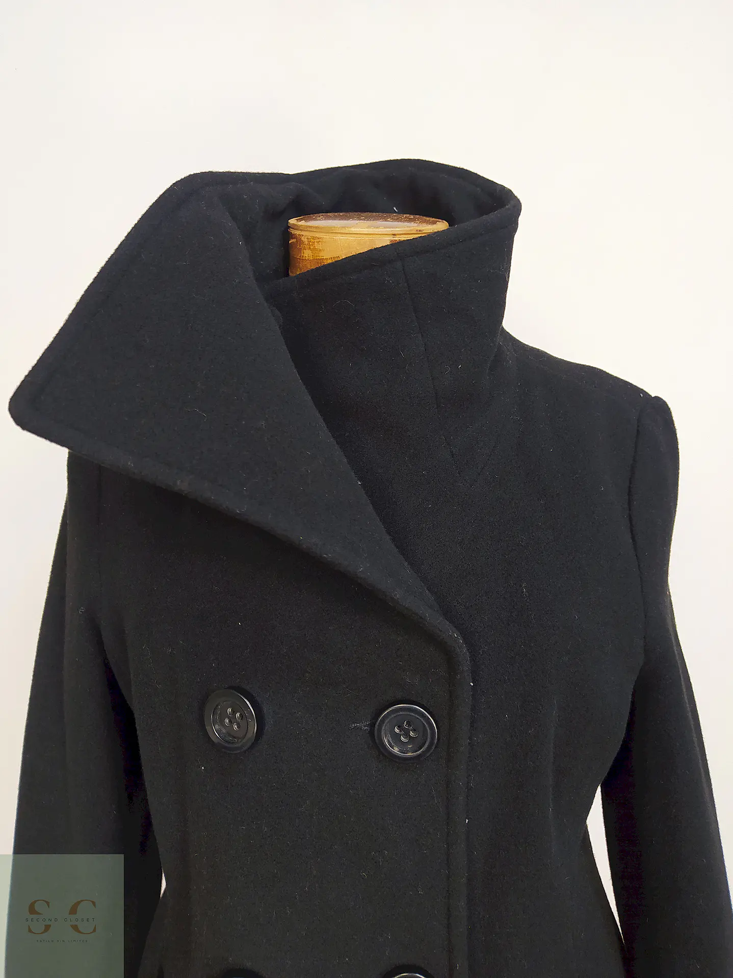 Abrigo Marinero Negro JLo 100% Lana Talla 42 7