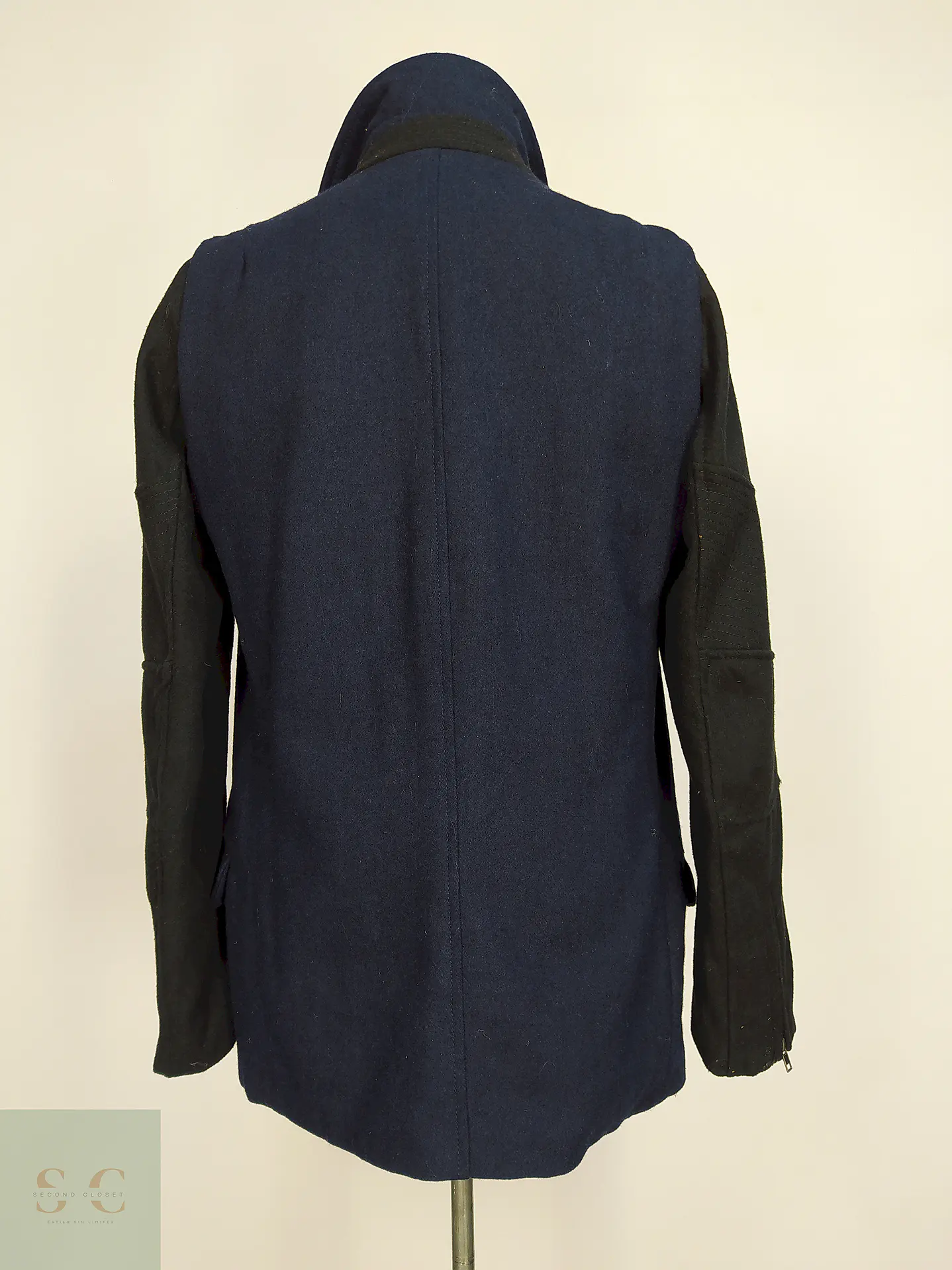 Marinero Azul y Negro Coesive & Co 50% Lana Talla SM 15