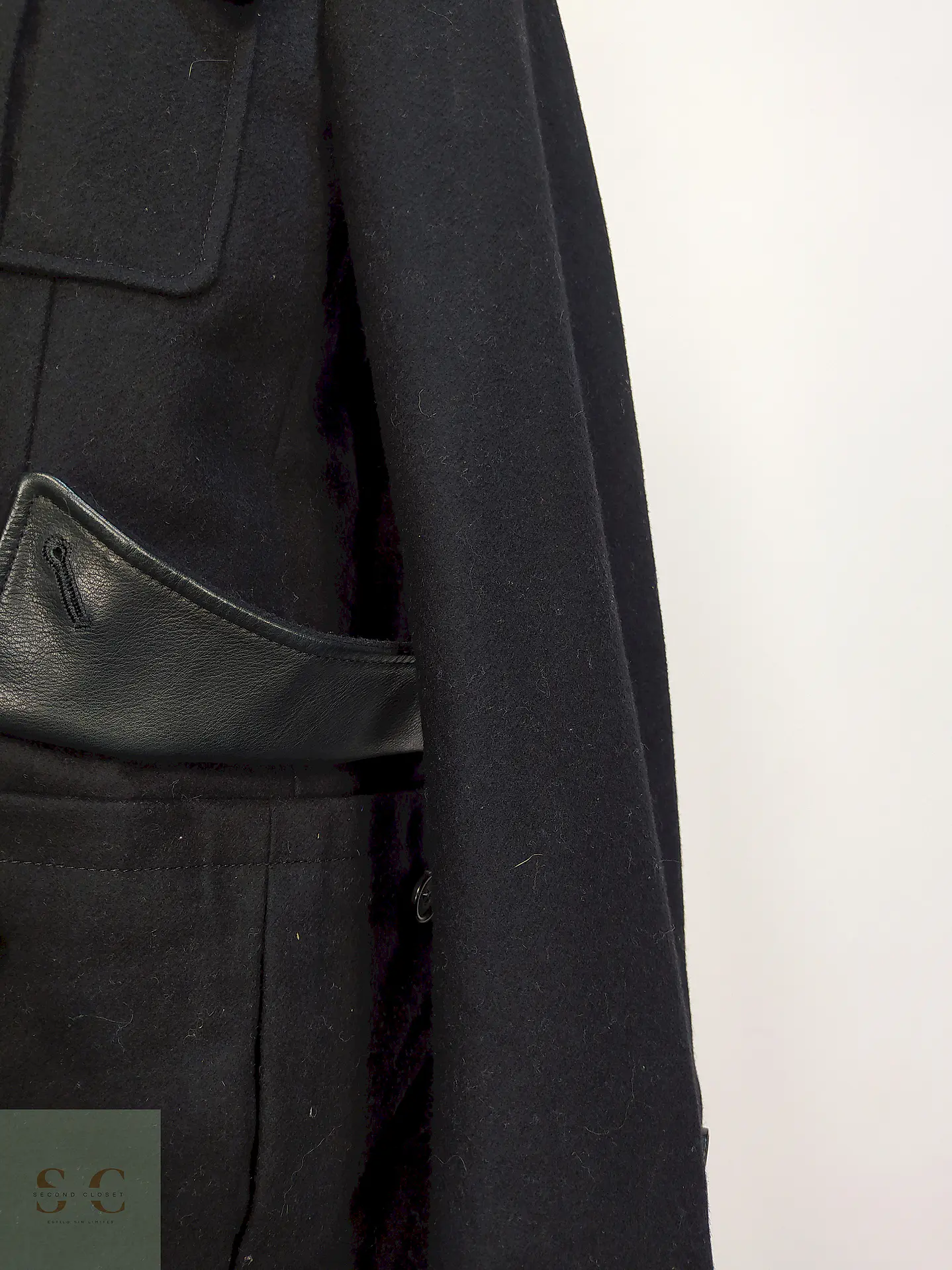 Chaqueta Negra Cole Haan 100% Lana Detalles Cuero Talla M 8