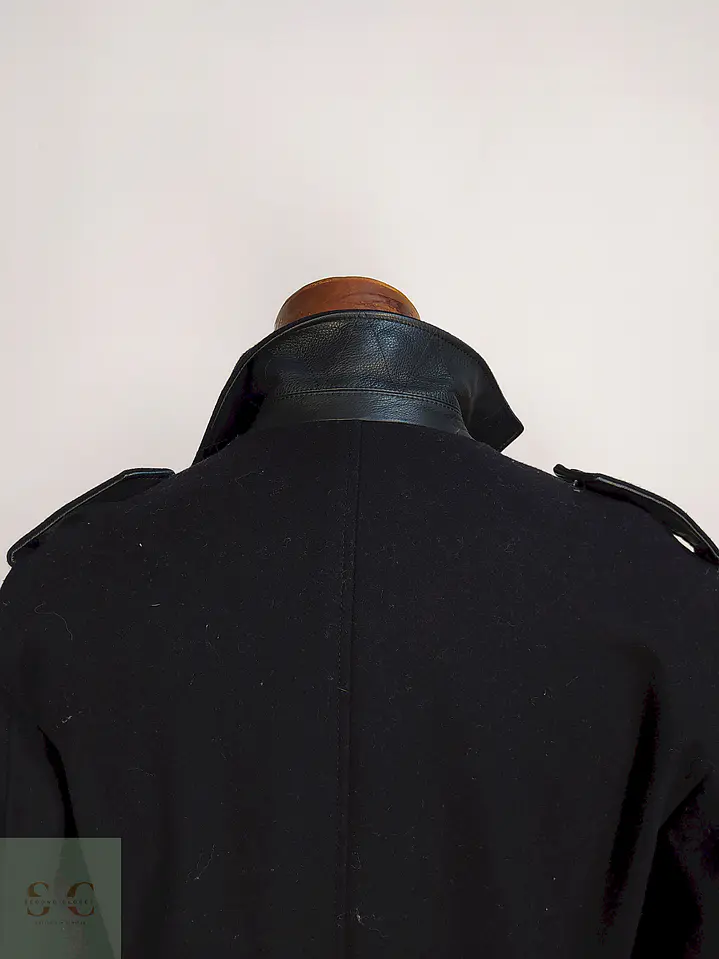 Chaqueta Negra Cole Haan 100% Lana Detalles Cuero Talla M 13