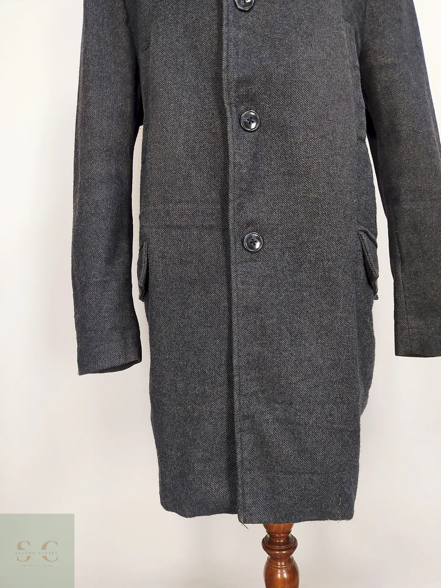 Abrigo Plomo Tailor and Son Lana Talla 2XL 2