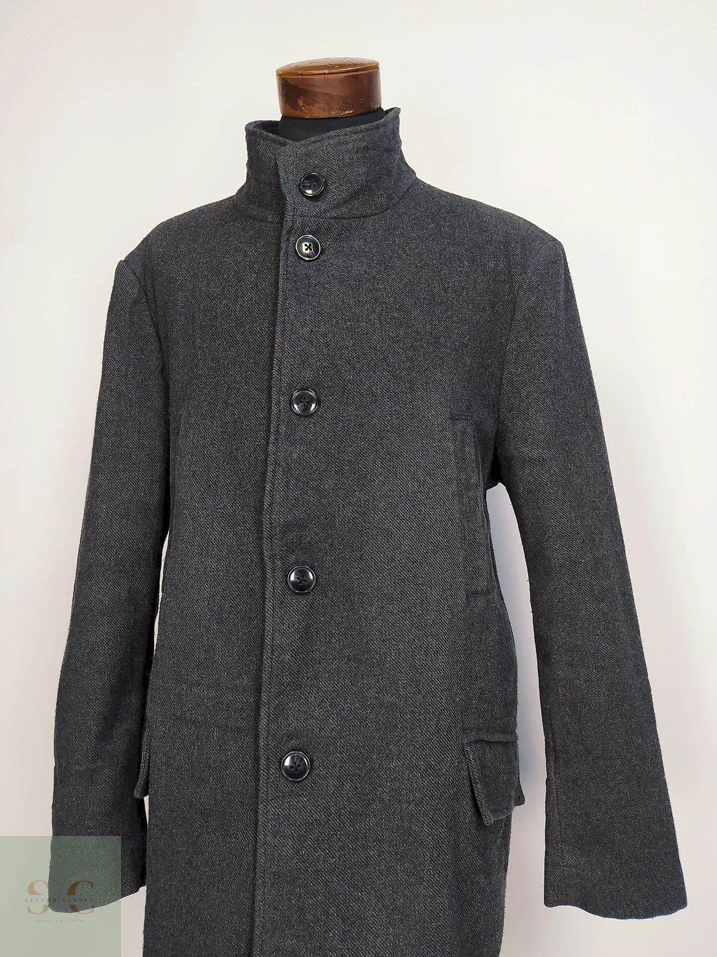 Abrigo Plomo Tailor and Son Lana Talla 2XL 4