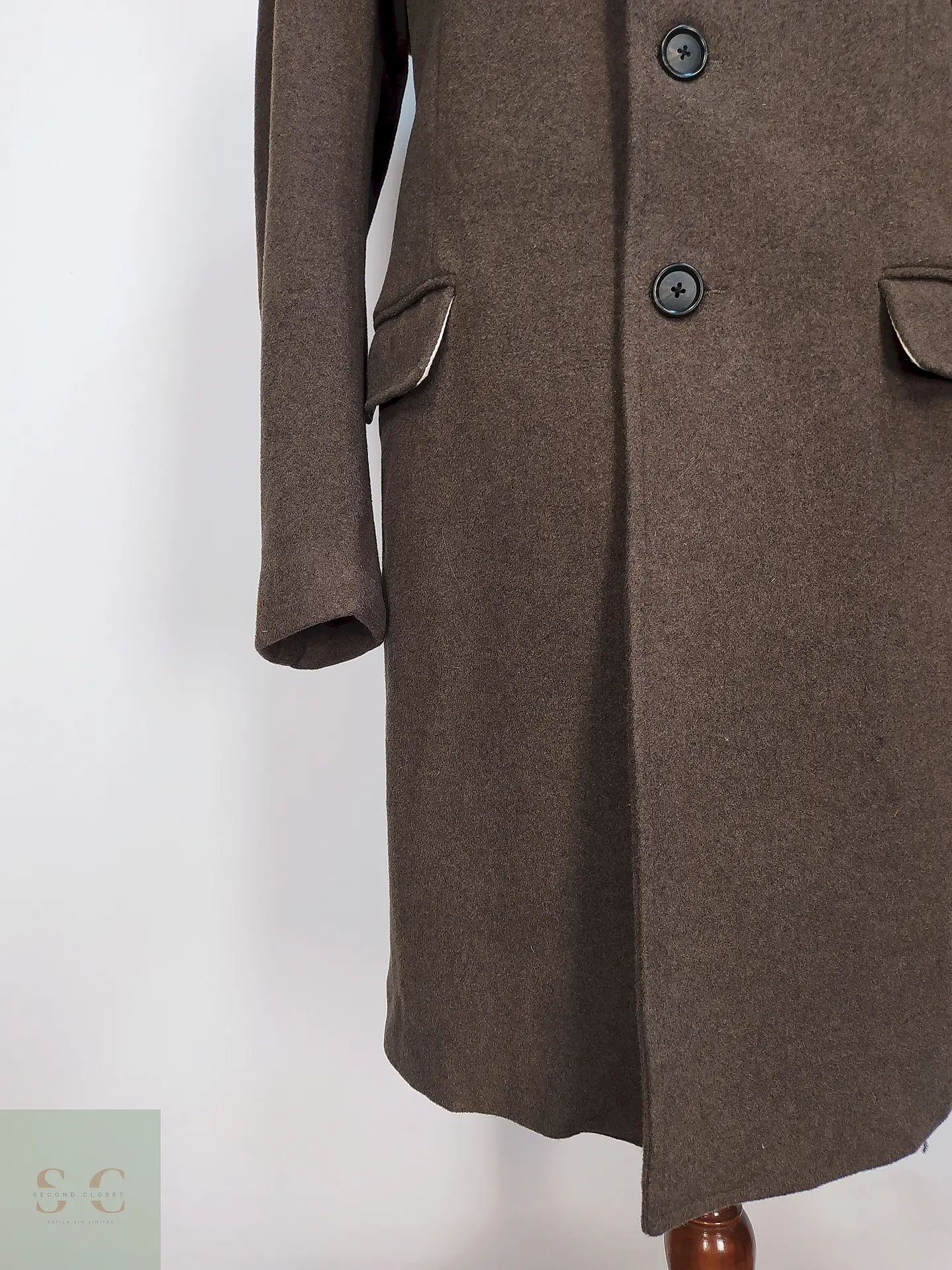 Abrigo Clásico Vintage Café Lana – Talla L 3