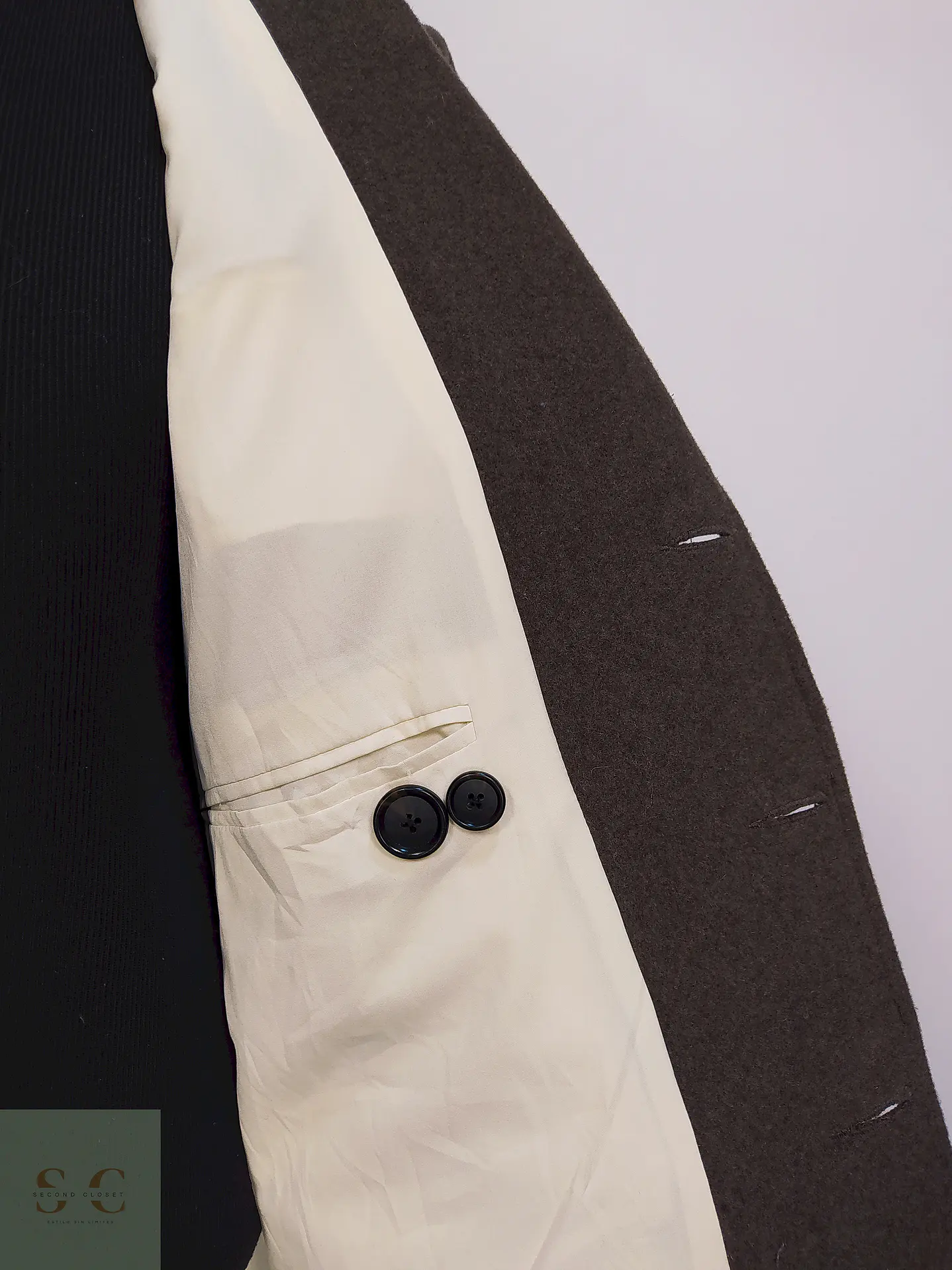 Abrigo Clásico Vintage Café Lana – Talla L 10